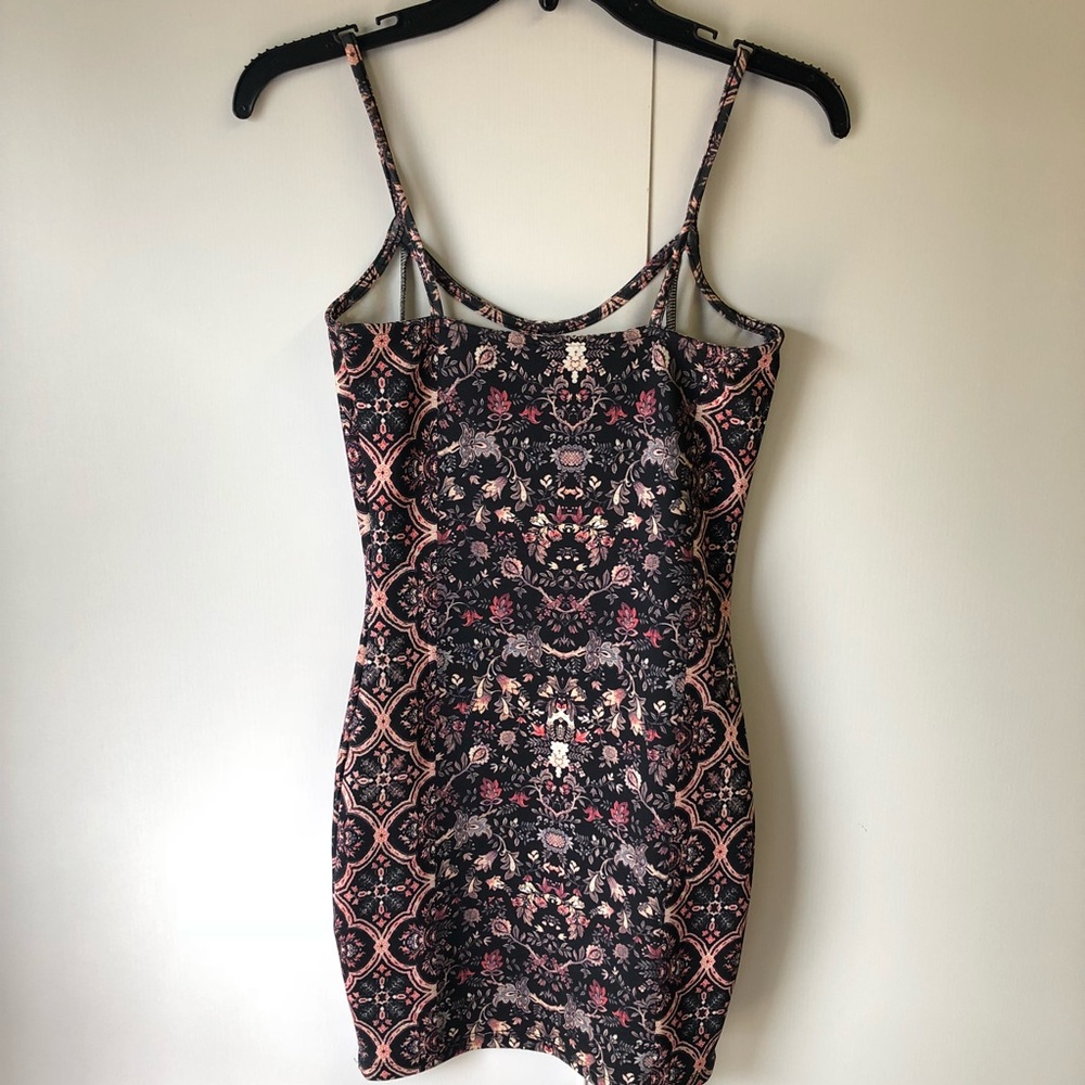 TOPSHOP BODY FIT DRESS - Picture 2 of 3